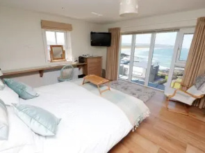 At The Beach Rooms