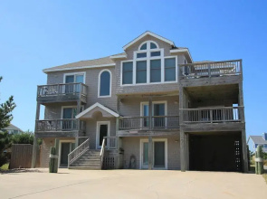 Castaway Sandcastle - 6 Br Home