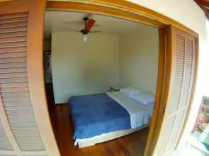 Sunhouse Hostel