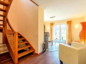 Reetdachhaus mit Sauna, Kamin & Terrasse - D 028.032