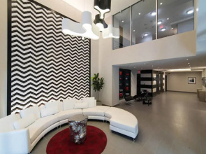 LM Stays - Richmond Road Condo