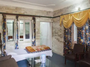 Dalhousie Palace