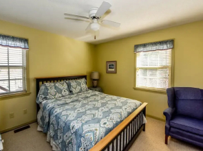 Daddy's Dream - 3 Br home by RedAwning