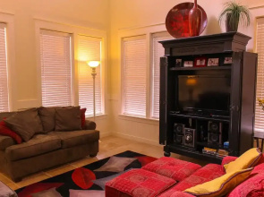 1381 Laurel Grove 3 Bedroom Home by RedAwning