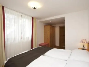 Arctis Superior Apartments