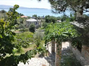 Arsinoi Stonehouses