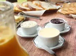 Maria do Carmo Cama & Café - Bistrô