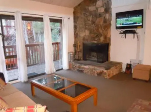 Two-Bedroom Premier Townhouse Unit #60 by Snow Summit Townhouses