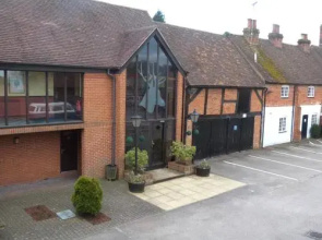 Innkeepers Lodge Hook