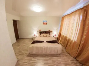 Home Hotel On Lenina 162