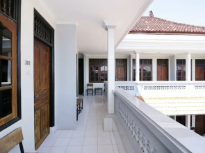 Airy Eco Legian Patimura Gang Melati 2M Kuta Bali