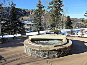 Ridge Condominium By First Choice Property Management