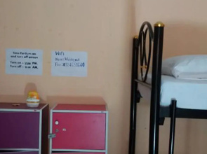 Good Luck Lanta Hostel