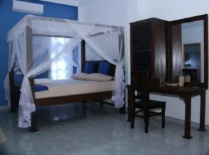 Akurala Beach Park Guesthouse