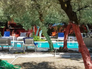 Erdek Oliva Havuzlu Pansiyon