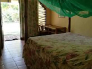 Ravenala Beach Bungalows