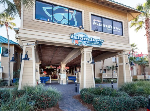 Pelican Isle 502 by RedAwning