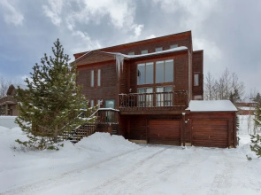 31 Buffalo Drive - 3 Br Townhouse