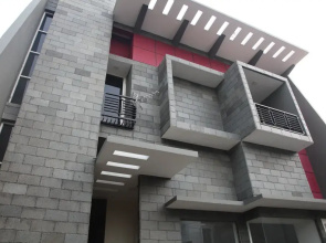 RedDoorz near Plaza Marina 2