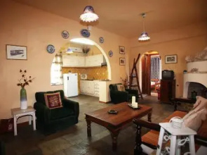 Yianna Sunny Studios