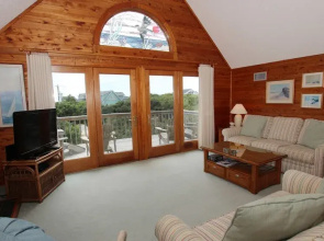 Sea Escape - 4 Br Home