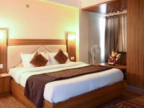 ZO Rooms Mall Road