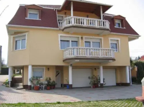 Arany Apartmanhaz