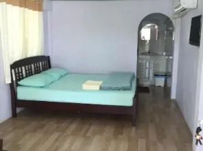 Baan Songsri