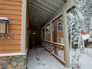 1306 Indian Hills