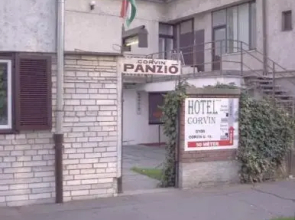 Corvin Panzio