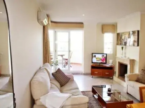 SAT Contemporary Apartment in Puerto B