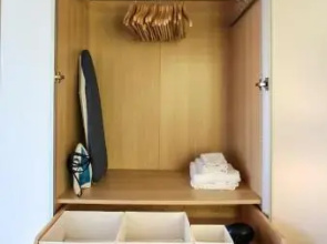 VE Venice Suite E by RedAwning