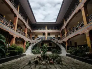 Wangchuk hotel Mongar