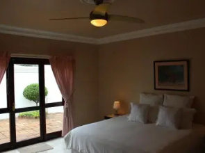 Anthurium Lodge