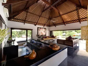 The Chalina Estate