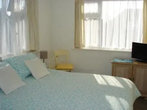 Summerfield Guest House