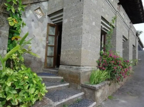 Lake View Hotel And Restaurant