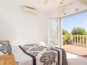 Abahana Villas Airlie
