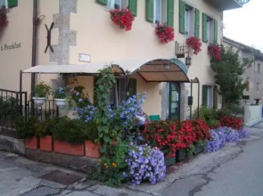 Inplait Libreria con Cucina e B&B