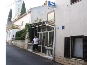 Apartments Cindrić