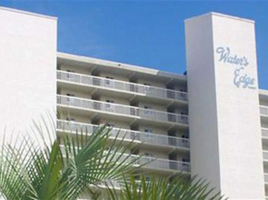 Waters Edge Resort