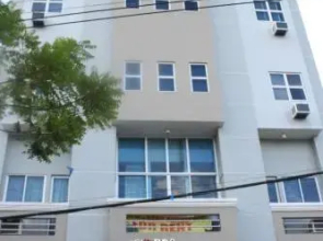 Elreds Condo