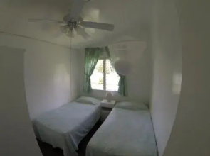 Beach Guest House Cleverdale