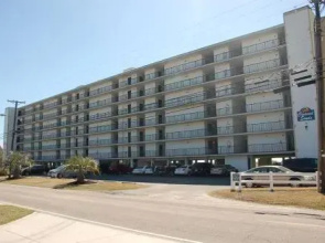 1037-5-E Crescent Sands at CB - 2 Br Condo