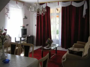 Arany Apartmanház II.