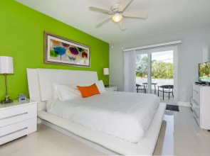 Affinity Riverside Five - Big Pool, Dock, Views, Walk To Beach