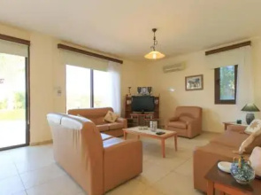 Villa Bougainvillea