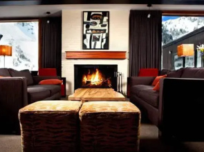 Goldminers Daughter Lodge