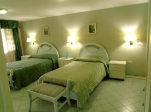 Oasis Hosteria