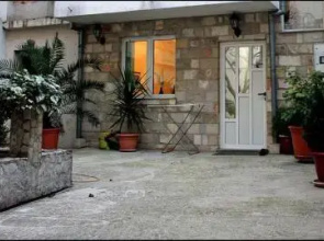 Guest House Mirza